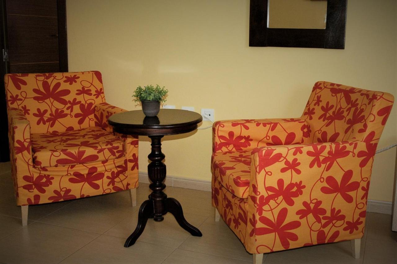 Apartamentos Sancho IV Cortegana Luaran gambar
